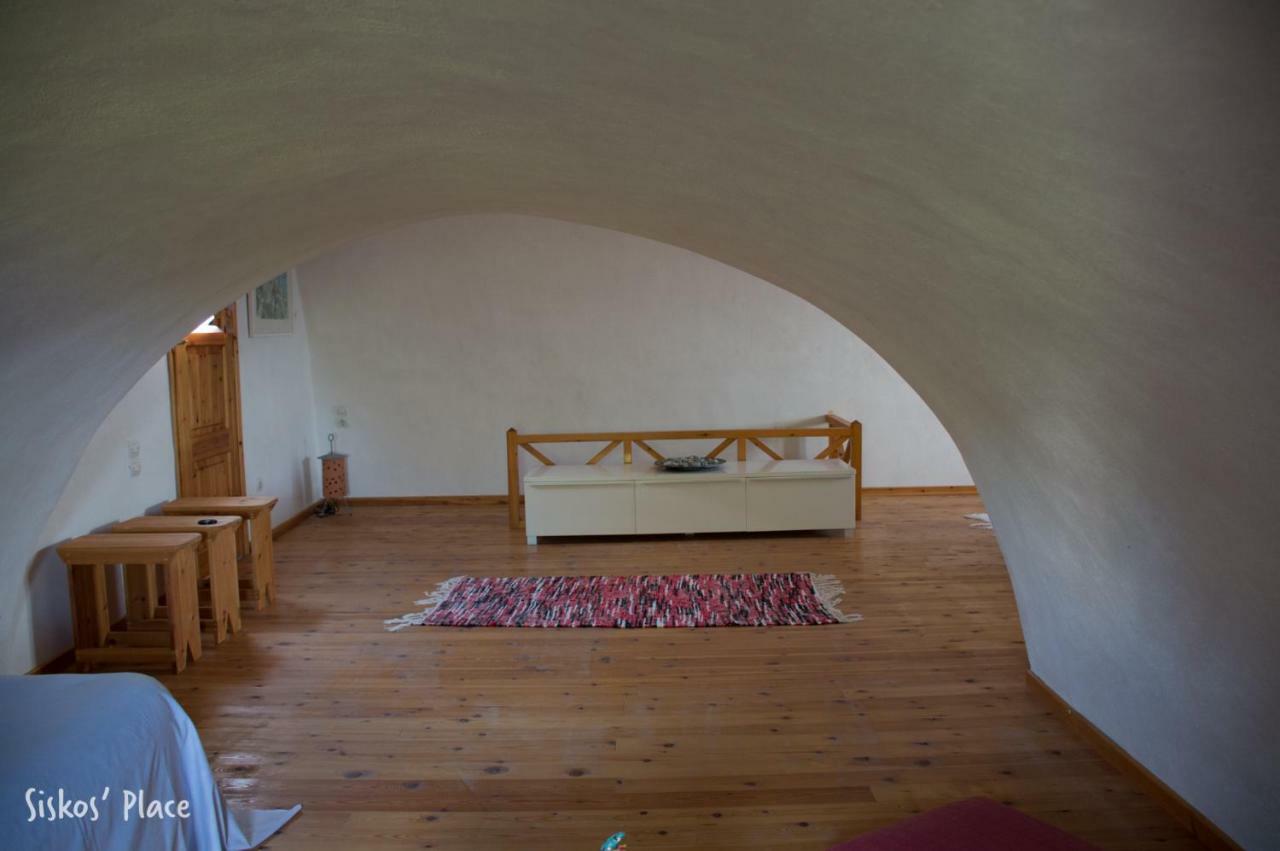 Siskosplace Koloumpos Экстерьер фото